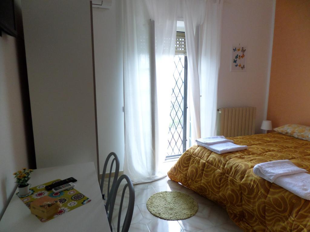 B&B Villino Lory Marino Exterior foto